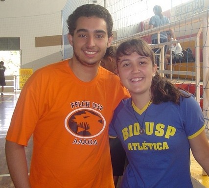 thiago_e_gatinhabio2007.jpg